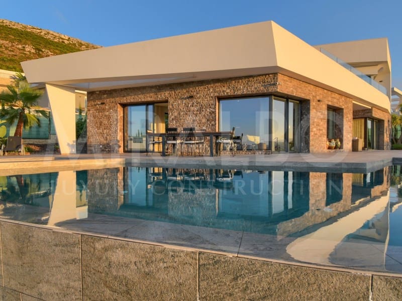 4 quarto Bungalow para venda em Corunha cidade com piscina - 1 490 000 € (Ref: 9488948)