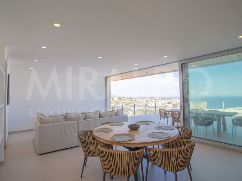 4 slaapkamer Appartement te koop in A Coruna stad - € 1.499.000 (Ref: 9489067)