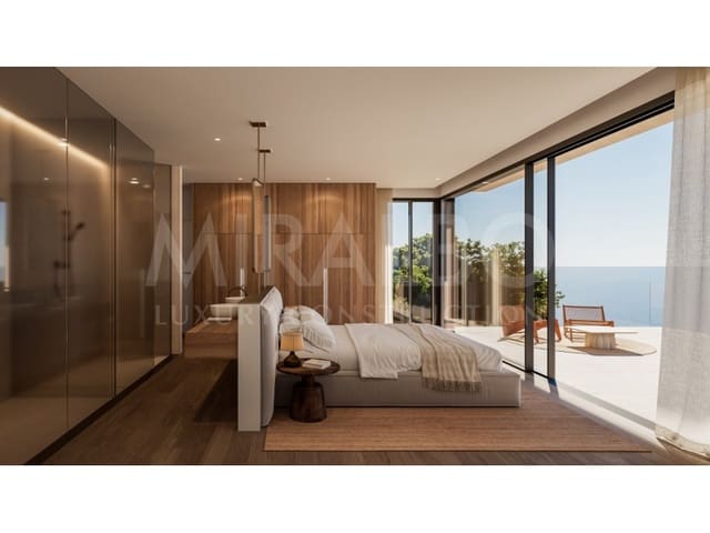 4 bedroom Apartment for sale in A Coruña city - € 2,565,000 (Ref: 9489069)