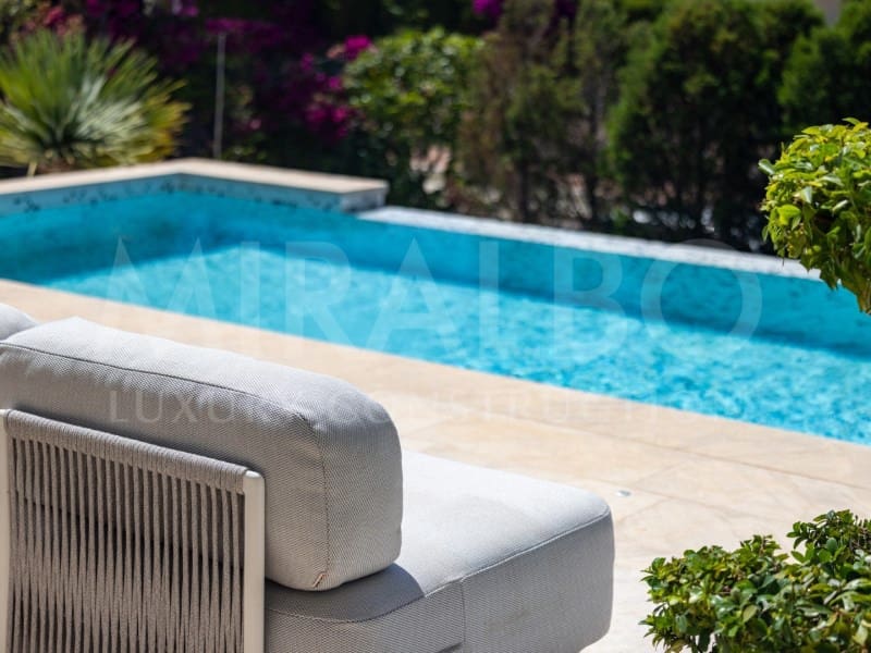 5 bedroom Apartment for sale in A Coruna city - € 2,350,000 (Ref: 9489072)