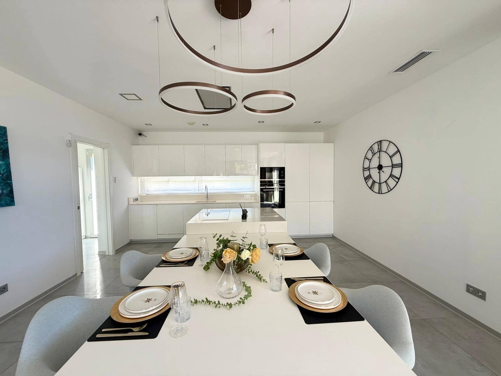 3 bedroom Villa for rent in Finestrat with pool garage - € 5,000 (Ref: 9524836)