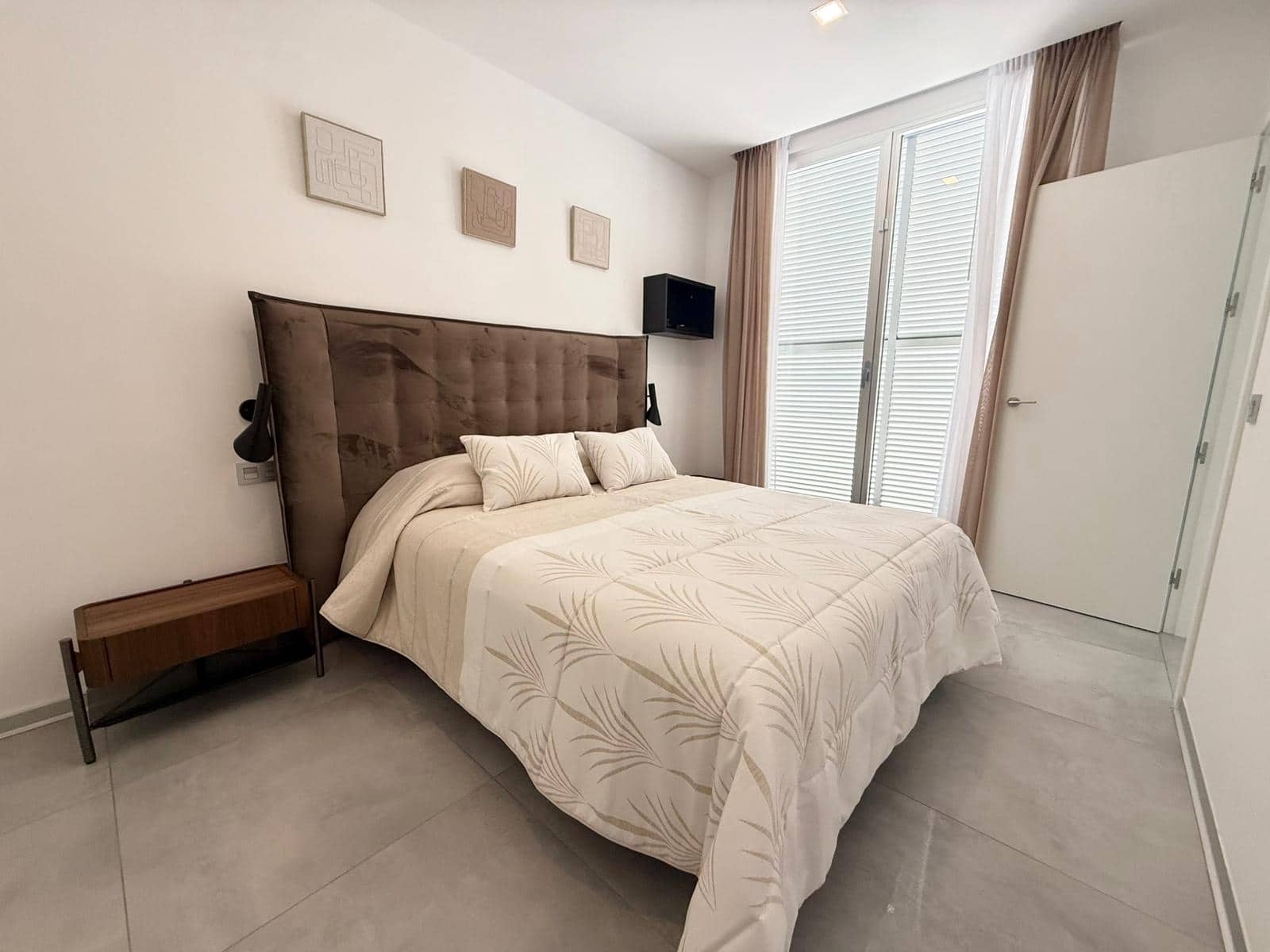 3 bedroom Villa for rent in Finestrat with pool garage - € 5,000 (Ref: 9524836)