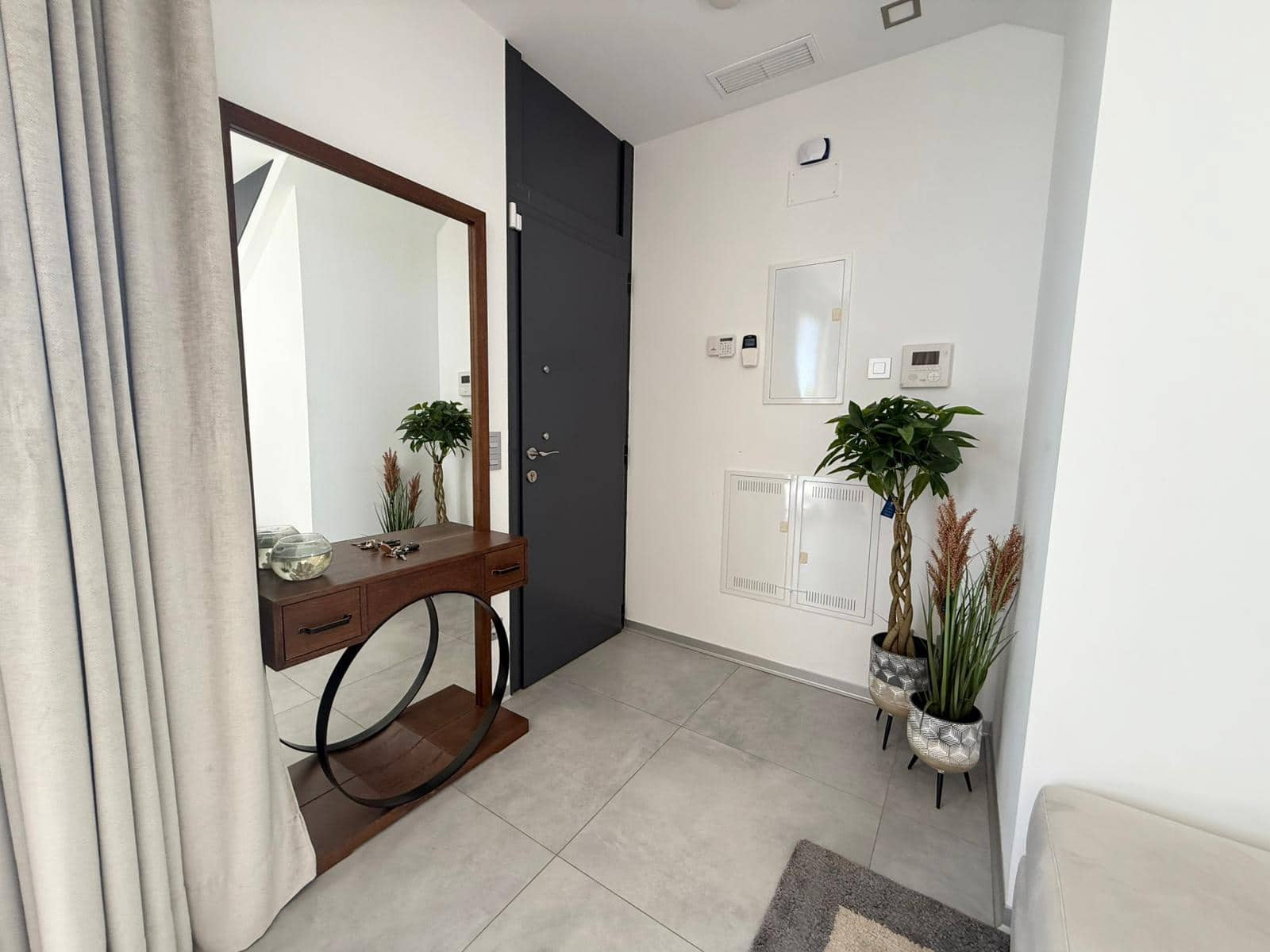 3 bedroom Villa for rent in Finestrat with pool garage - € 5,000 (Ref: 9524836)