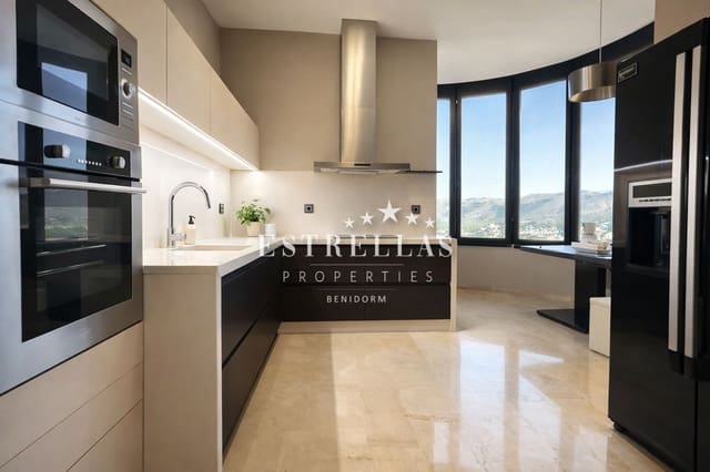 3 camera da letto Attico in vendita in Juzgados - Plaza de Toros, Benidorm con piscina garage - 789.000 € (Rif: 9525282)