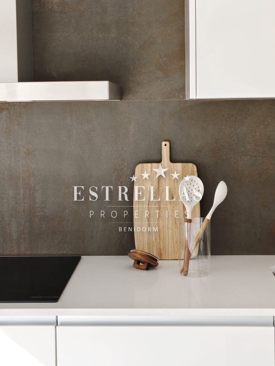 Apartamento de 3 habitaciones en La Villajoyosa / Vila Joiosa en venta con piscina garaje - 830.000 € (Ref: 9529028)