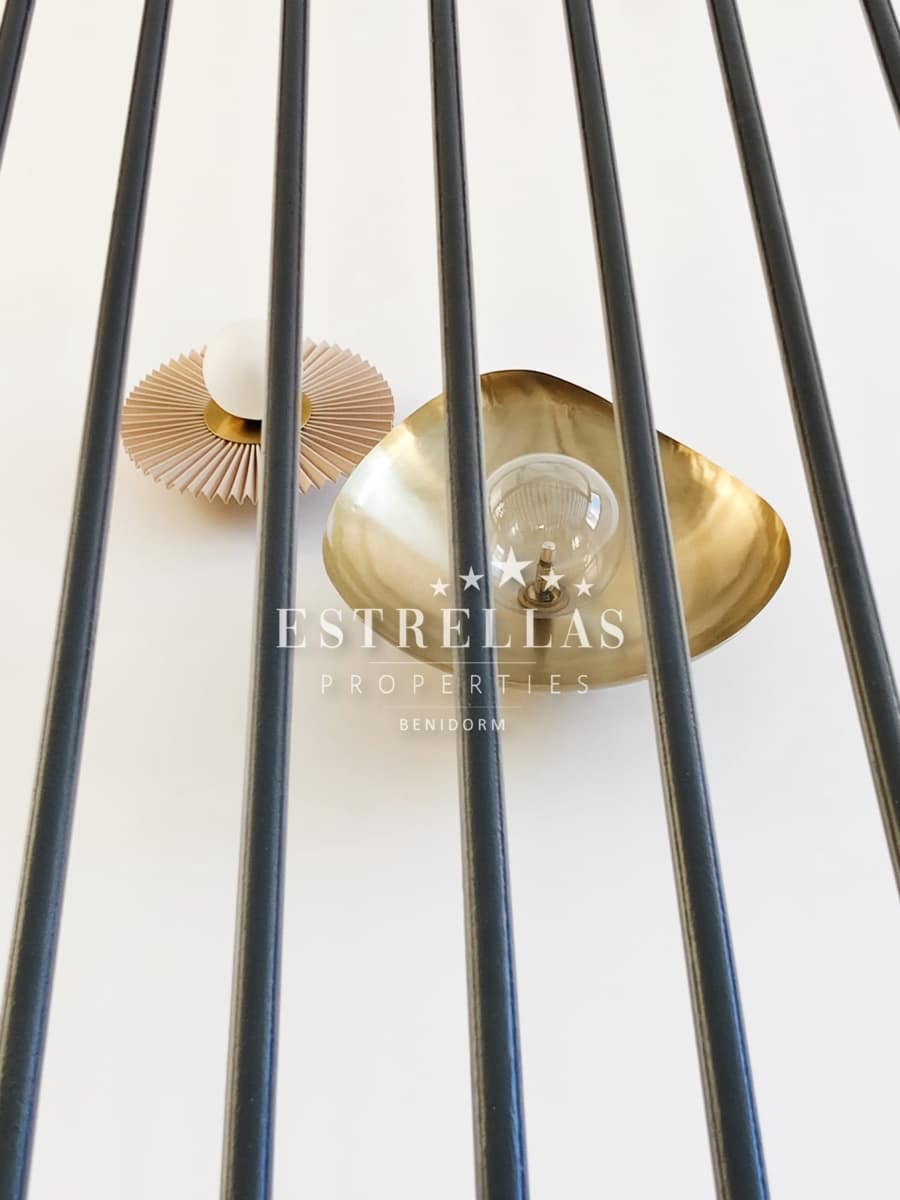 Apartamento de 3 habitaciones en La Villajoyosa / Vila Joiosa en venta con piscina garaje - 830.000 € (Ref: 9529028)