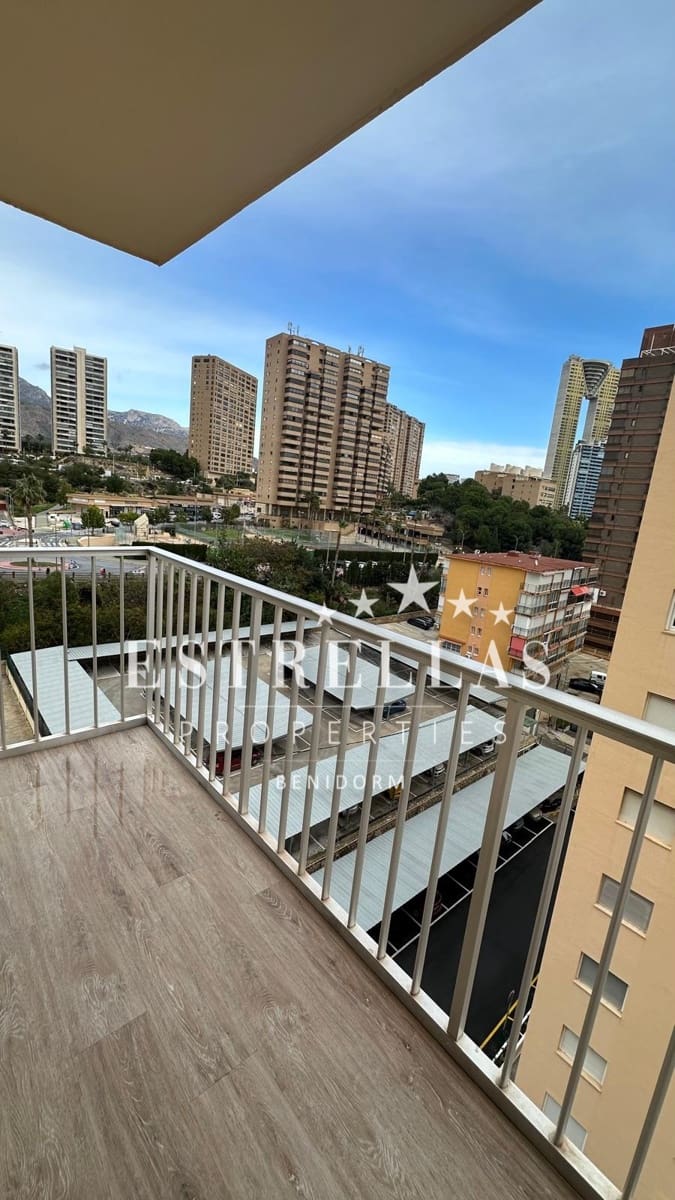 3 bedroom Apartment for rent in Benidorm with garage - € 1,500 (Ref: 9541882)