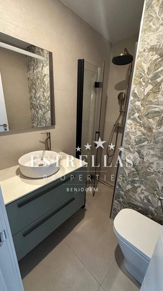 3 bedroom Apartment for rent in Benidorm with garage - € 1,500 (Ref: 9541882)