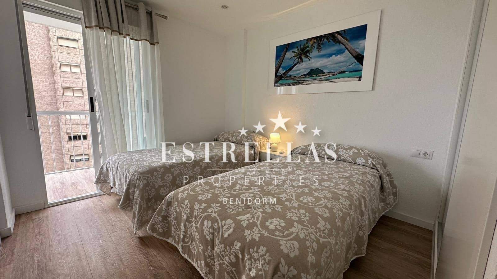 3 bedroom Apartment for rent in Benidorm with garage - € 1,500 (Ref: 9541882)