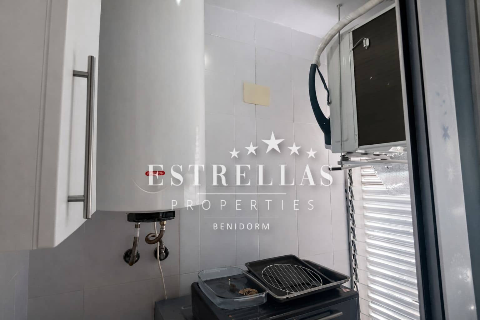 3 sypialnia Apartament na sprzedaż w La Villajoyosa / Vila Joiosa z basenem garażem - 295 000 € (Ref: 9547131)