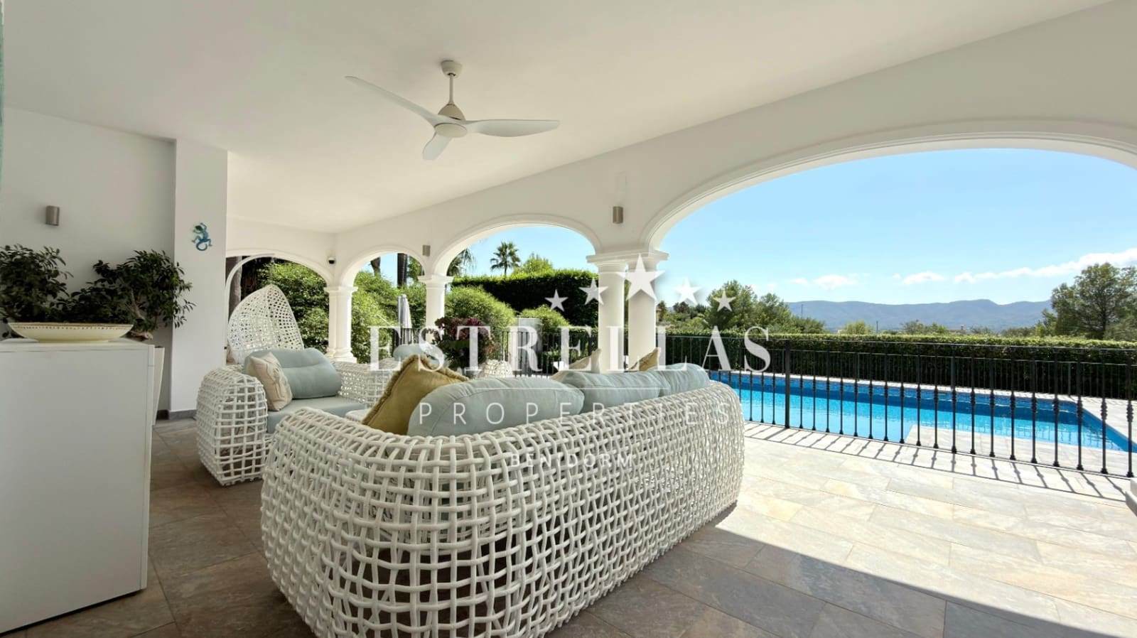 4 slaapkamer Villa te koop in Javea / Xabia met garage - € 3.700.000 (Ref: 9559841)