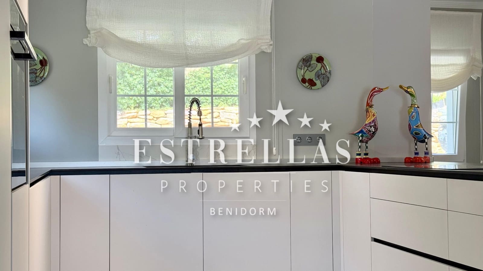 4 slaapkamer Villa te koop in Javea / Xabia met garage - € 3.700.000 (Ref: 9559841)