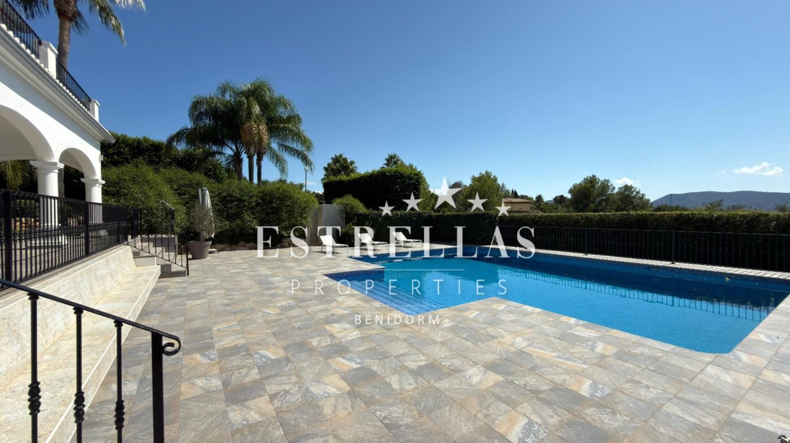 4 slaapkamer Villa te koop in Javea / Xabia met garage - € 3.700.000 (Ref: 9559841)