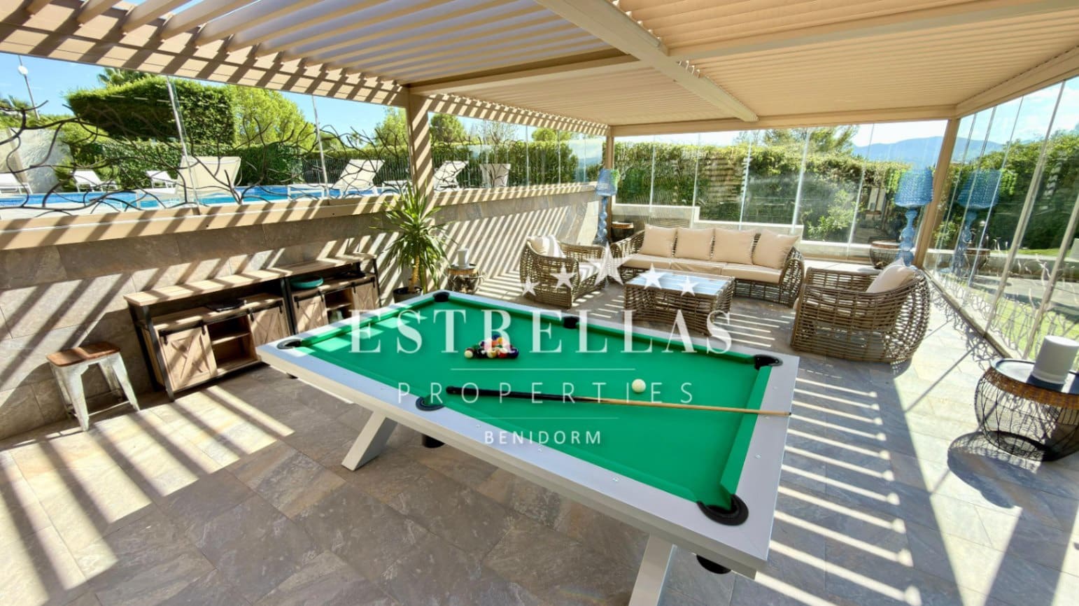 4 slaapkamer Villa te koop in Javea / Xabia met garage - € 3.700.000 (Ref: 9559841)