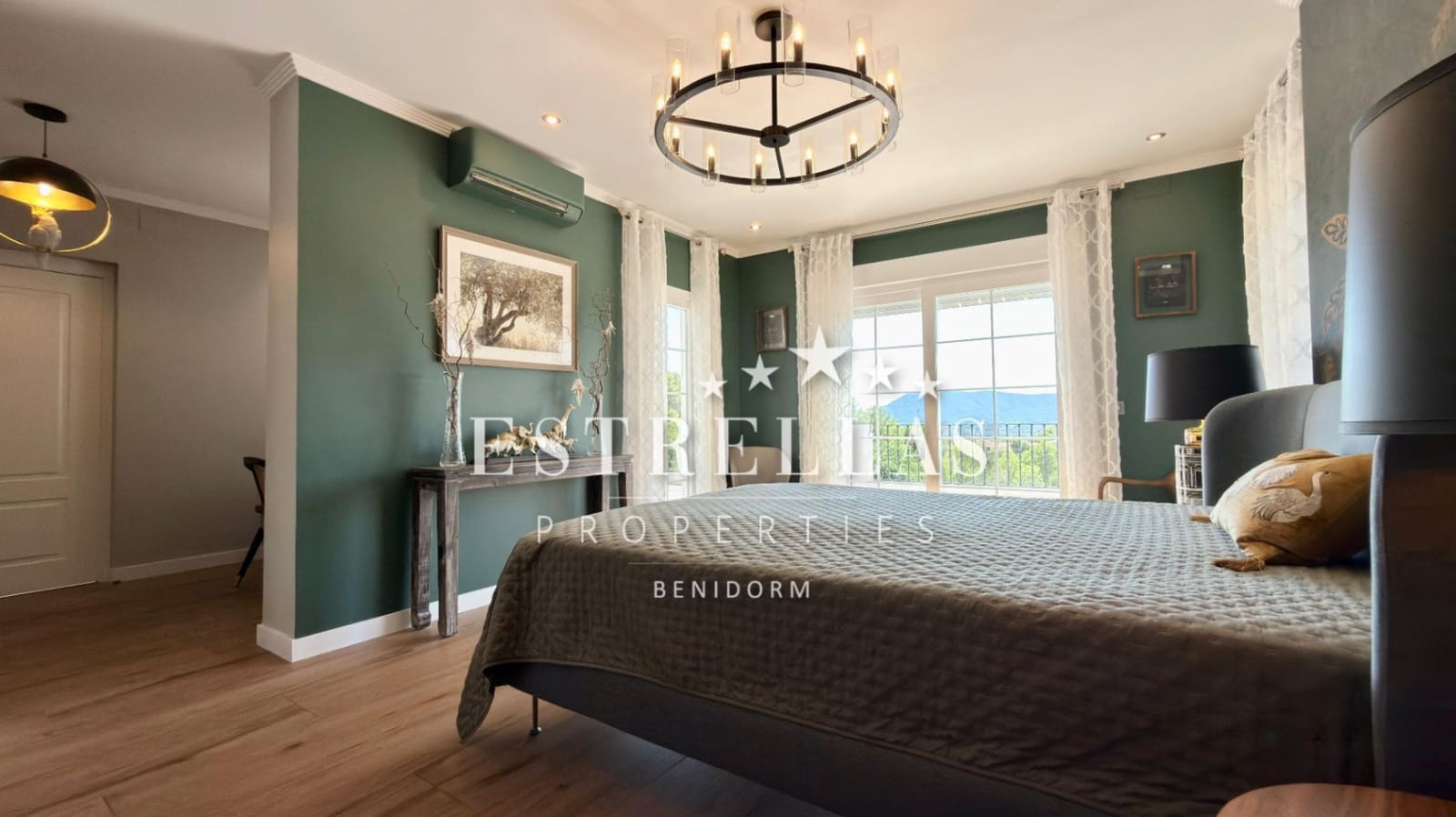 Chalet de 4 habitaciones en Javea / Xàbia en venta con garaje - 3.700.000 € (Ref: 9559841)