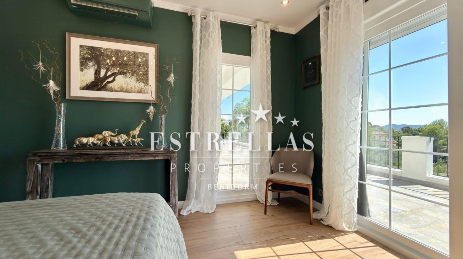 Chalet de 4 habitaciones en Javea / Xàbia en venta con garaje - 3.700.000 € (Ref: 9559841)