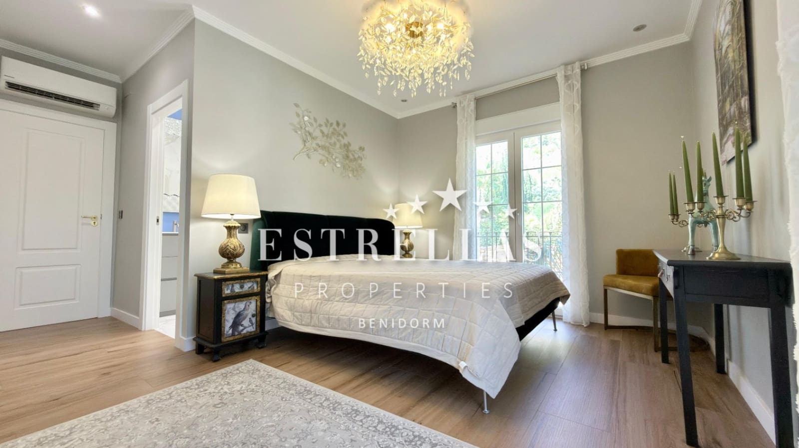 Chalet de 4 habitaciones en Javea / Xàbia en venta con garaje - 3.700.000 € (Ref: 9559841)