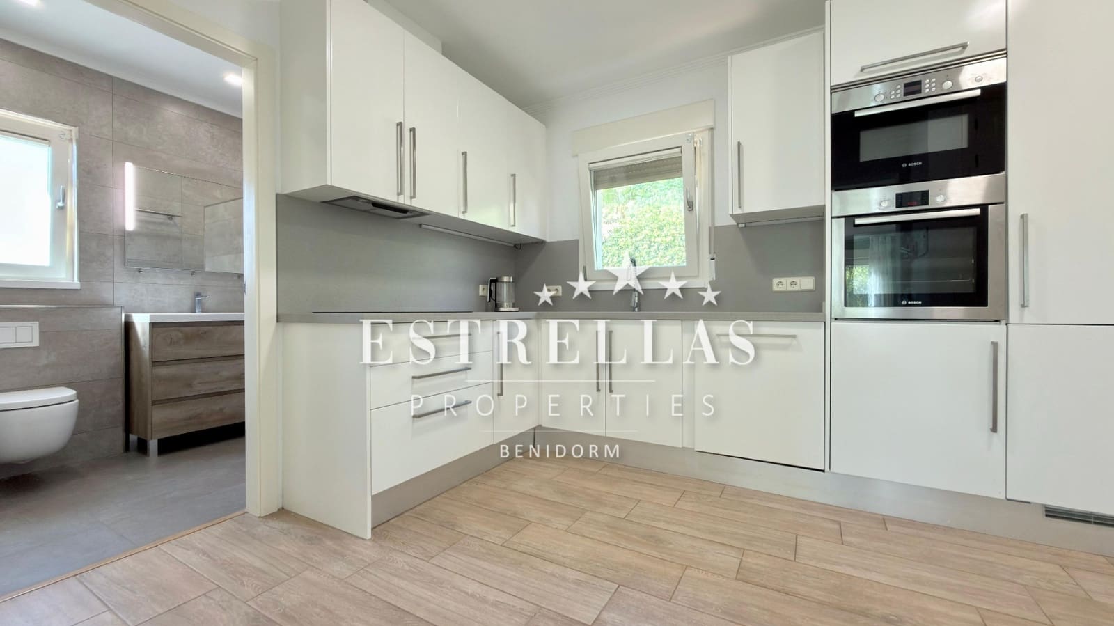 Chalet de 4 habitaciones en Javea / Xàbia en venta con garaje - 3.700.000 € (Ref: 9559841)