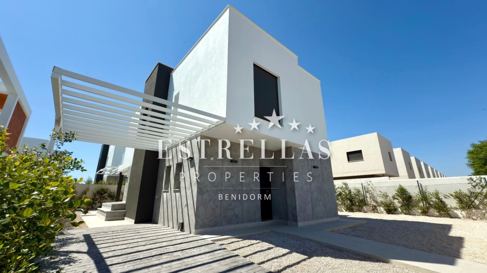 4 quarto Moradia para venda em Muchamiel / Mutxamel com piscina garagem - 850 000 € (Ref: 9563751)