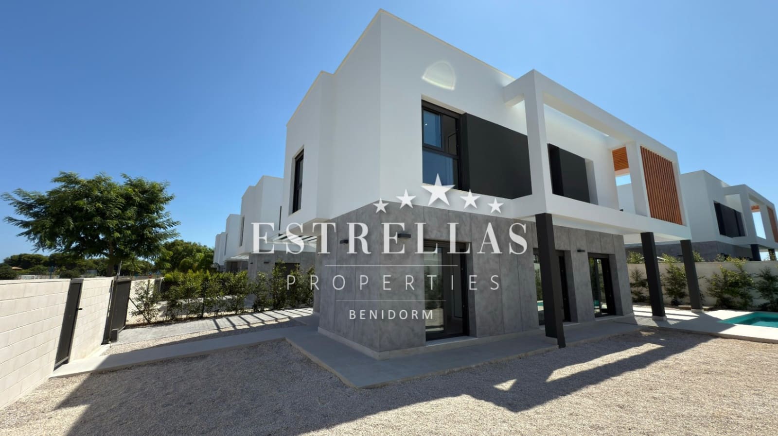 4 quarto Moradia para venda em Muchamiel / Mutxamel com piscina garagem - 850 000 € (Ref: 9563751)