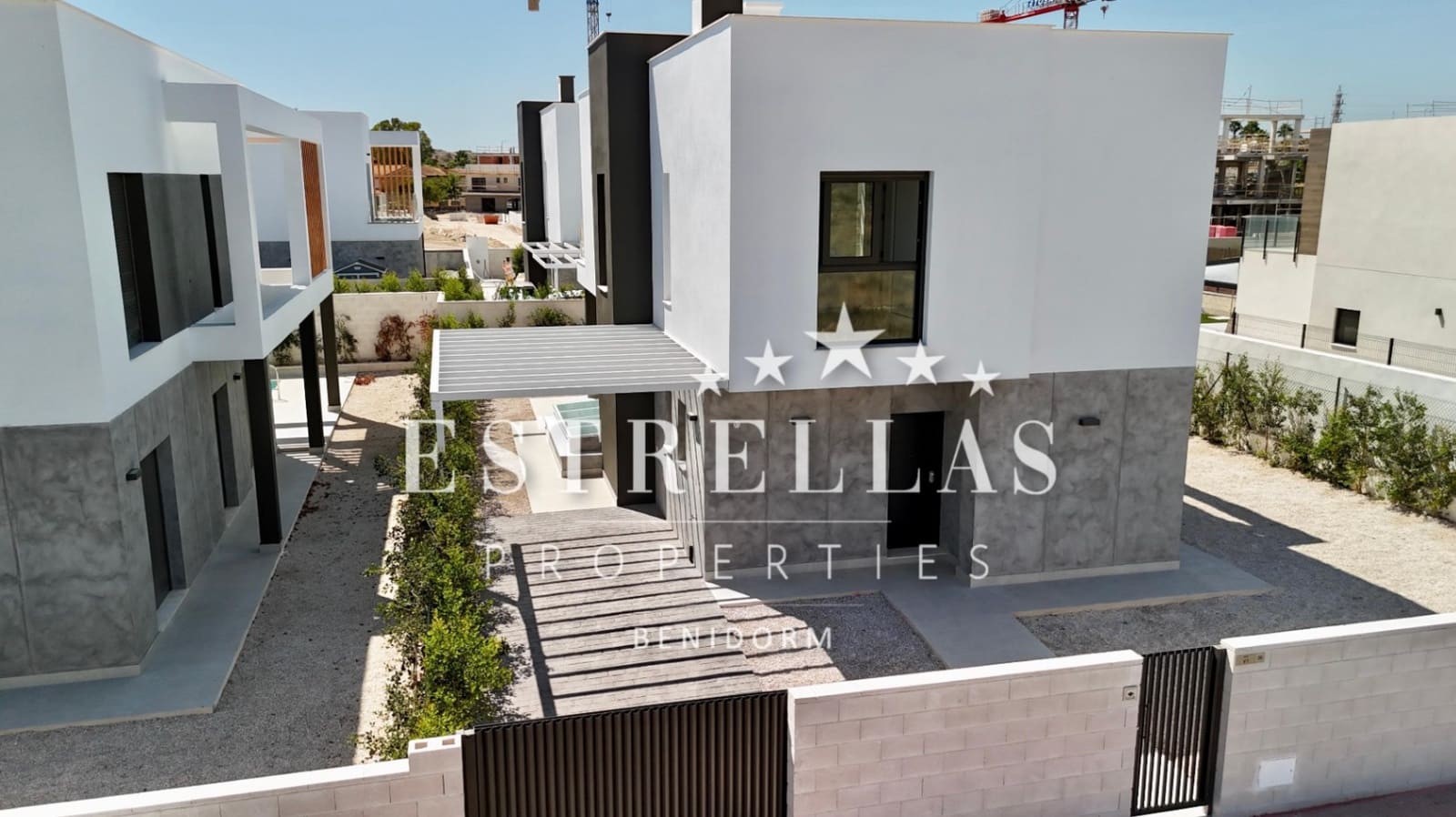 4 quarto Moradia para venda em Muchamiel / Mutxamel com piscina garagem - 850 000 € (Ref: 9563751)