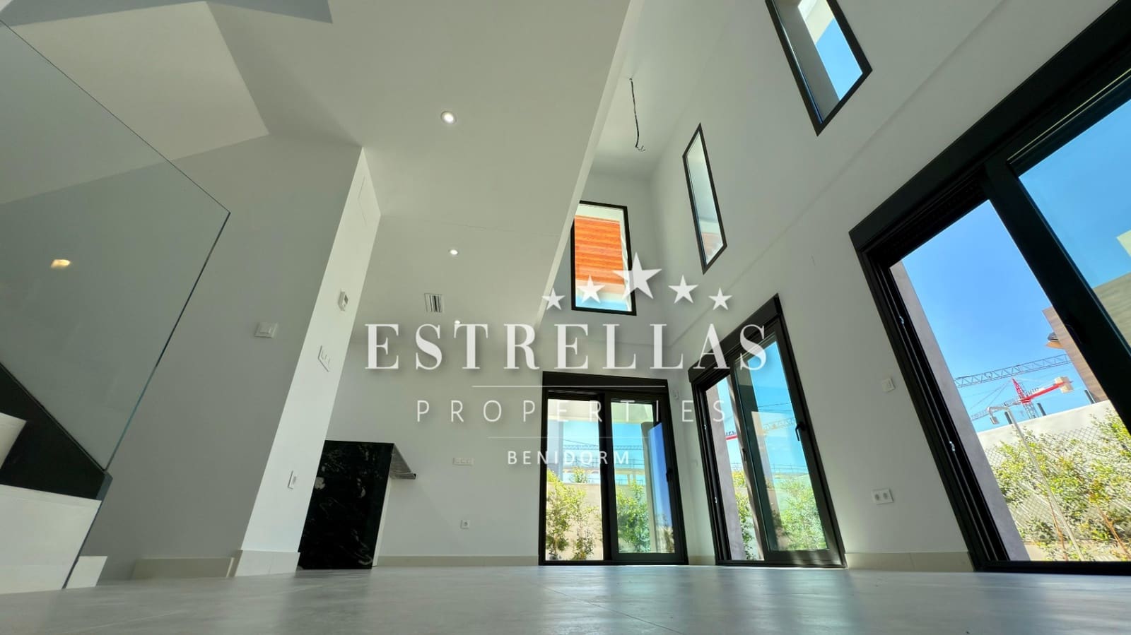 4 quarto Moradia para venda em Muchamiel / Mutxamel com piscina garagem - 850 000 € (Ref: 9563751)