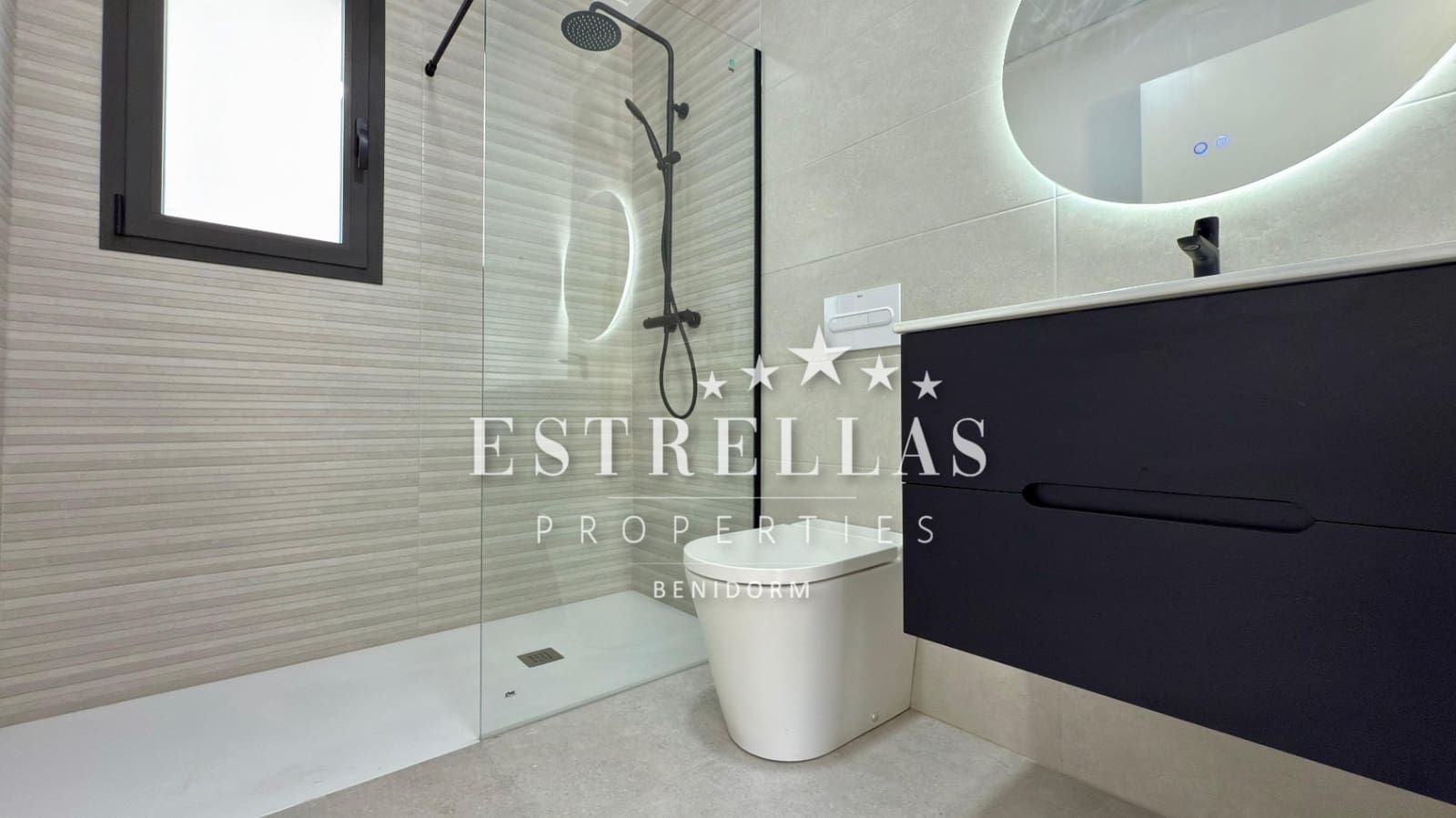 4 quarto Moradia para venda em Muchamiel / Mutxamel com piscina garagem - 850 000 € (Ref: 9563751)