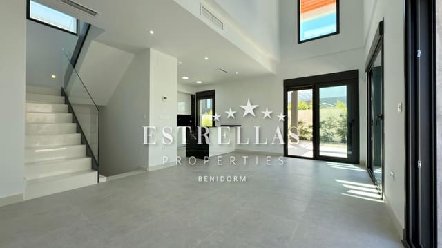 4 quarto Moradia para venda em Muchamiel / Mutxamel com piscina garagem - 850 000 € (Ref: 9563751)