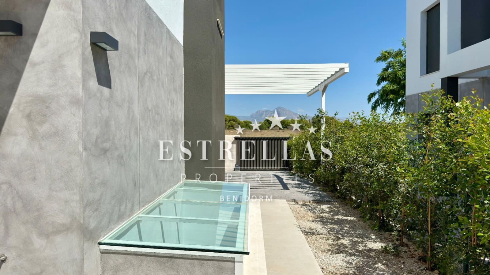 4 quarto Moradia para venda em Muchamiel / Mutxamel com piscina garagem - 850 000 € (Ref: 9563751)