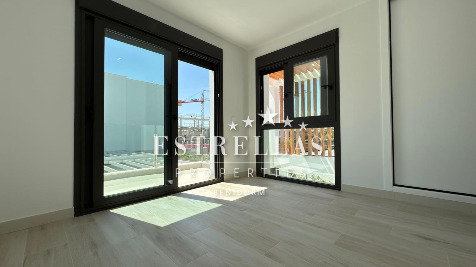 4 quarto Moradia para venda em Muchamiel / Mutxamel com piscina garagem - 850 000 € (Ref: 9563751)