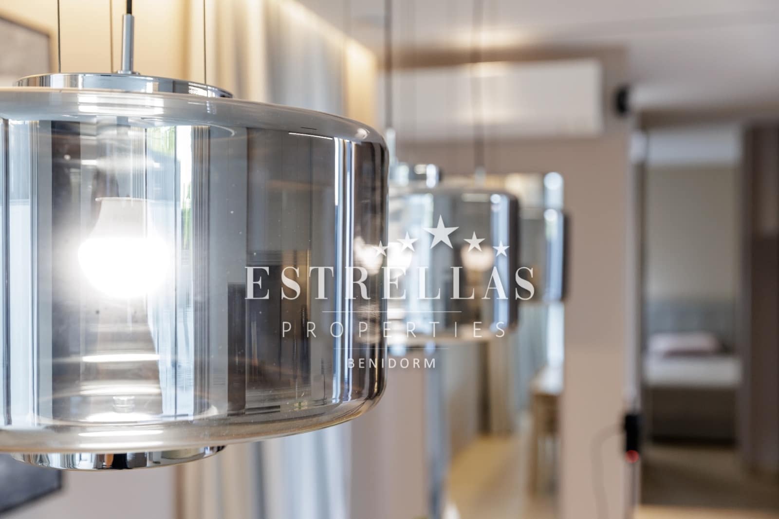 4 soverom Villa til salgs i Alfaz del Pi / L'Alfas del Pi med svømmebasseng garasje - € 1 950 000 (Ref: 9572146)