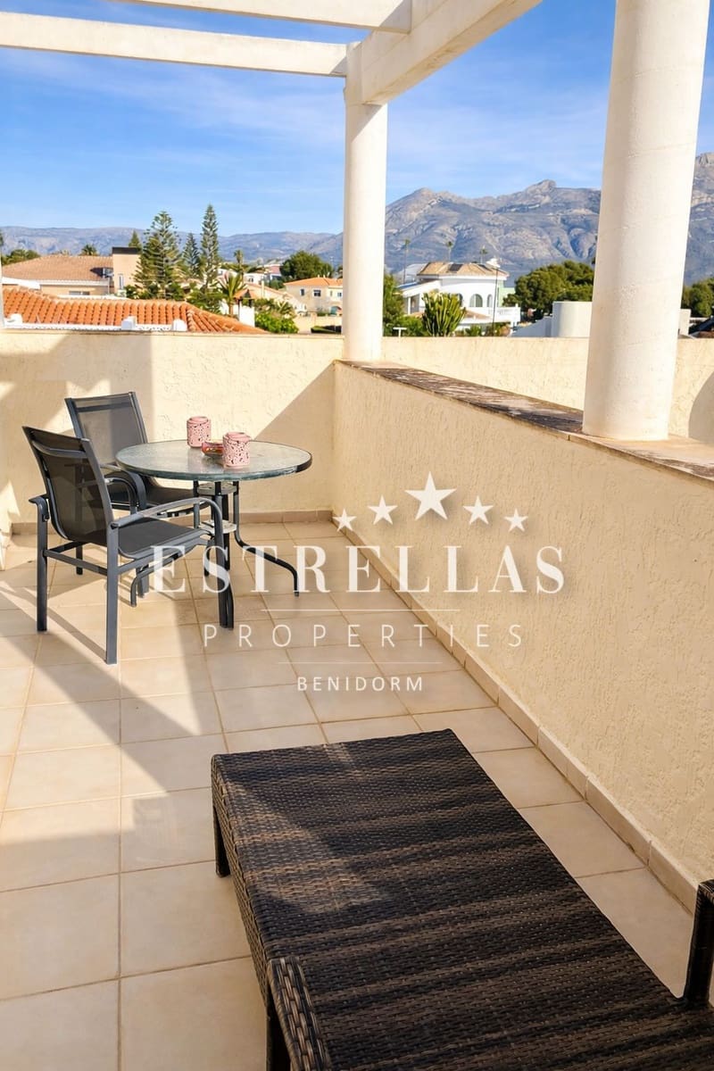 3 soveværelse Villa til salg i La Nucia med swimmingpool garage - € 599.000 (Ref: 9588321)