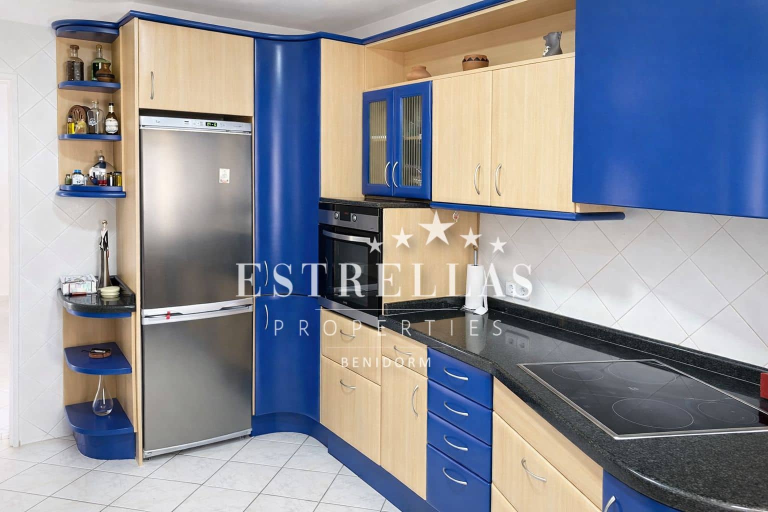 3 soveværelse Villa til salg i La Nucia med swimmingpool garage - € 599.000 (Ref: 9588321)