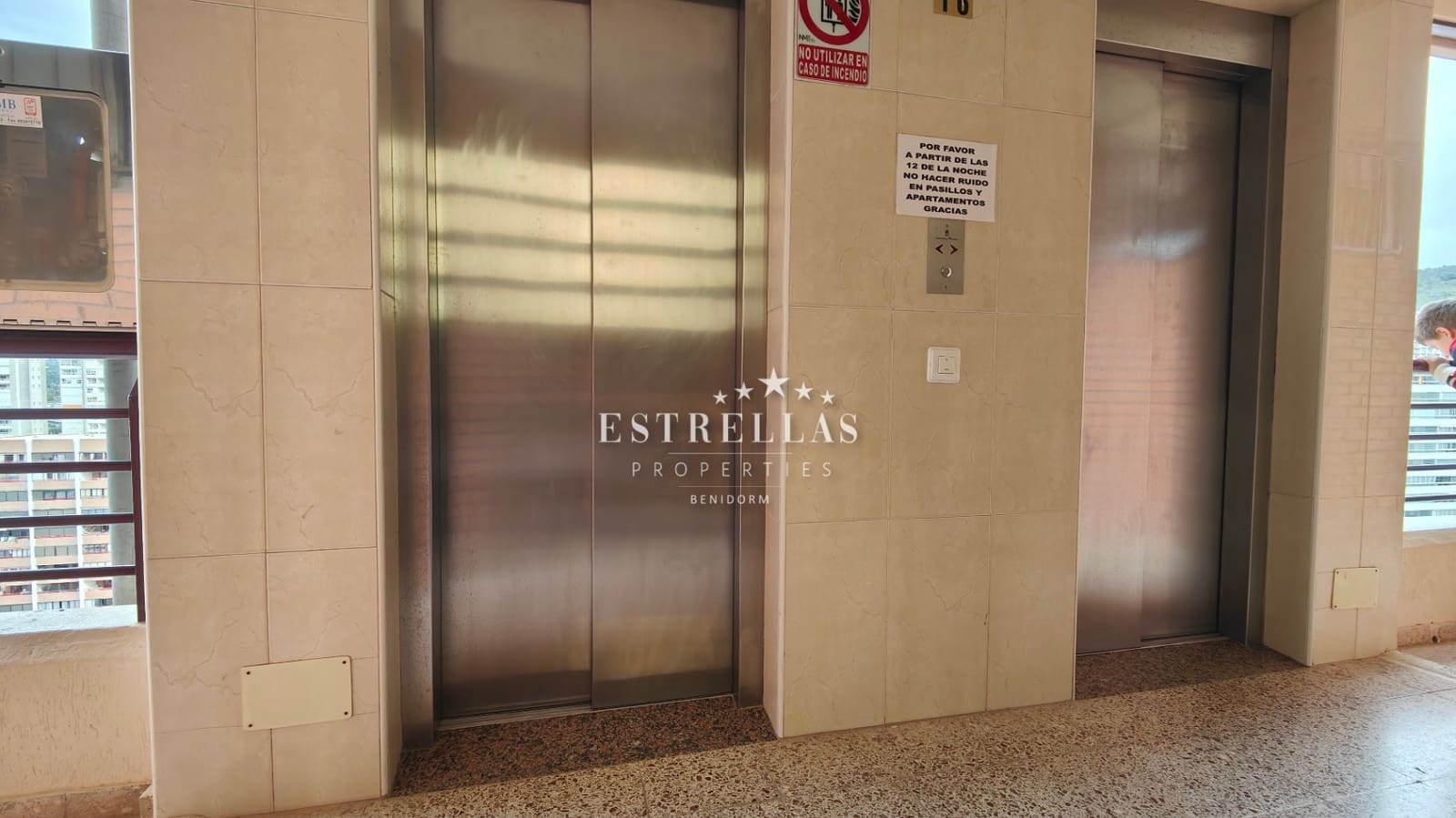 2 bedroom Apartment for sale in Benidorm with garage - € 189,000 (Ref: 9614210)