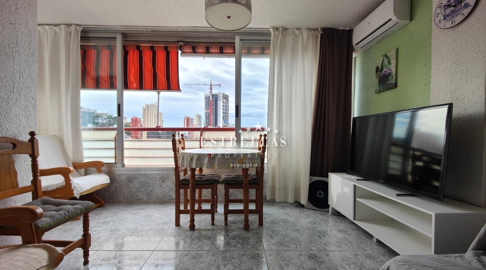 2 bedroom Apartment for sale in Benidorm with garage - € 189,000 (Ref: 9614210)