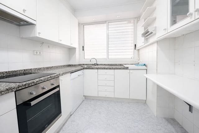 3 soverom Leilighet til salgs i Centro Urbano, Benidorm med garasje - € 295 000 (Ref: 9624067)