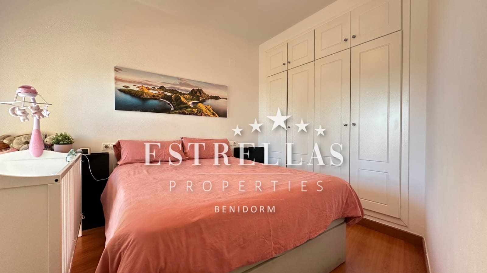 Apartamento de 1 habitación en Benidorm en venta con piscina garaje - 215.000 € (Ref: 9628171)