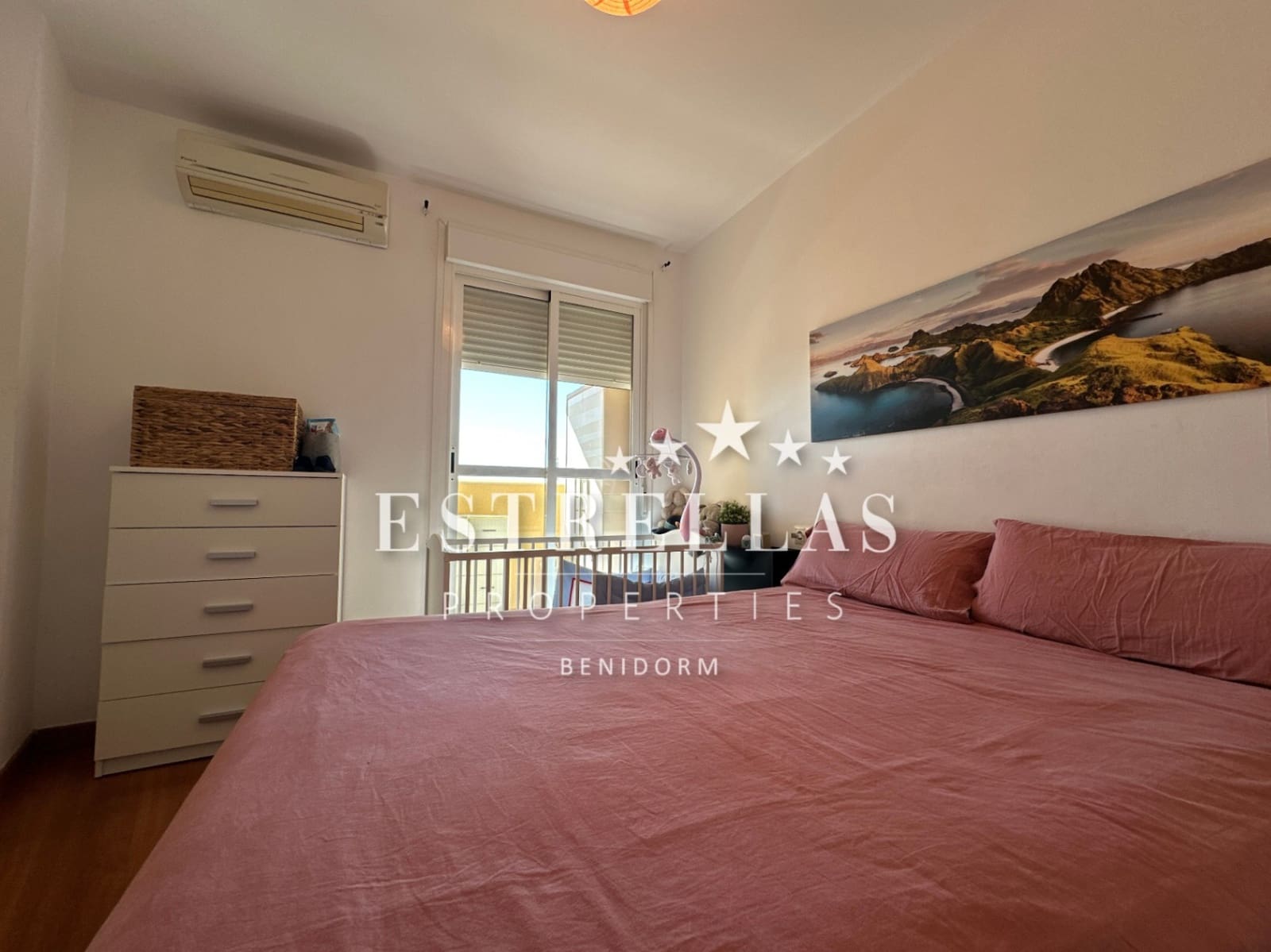 Apartamento de 1 habitación en Benidorm en venta con piscina garaje - 215.000 € (Ref: 9628171)