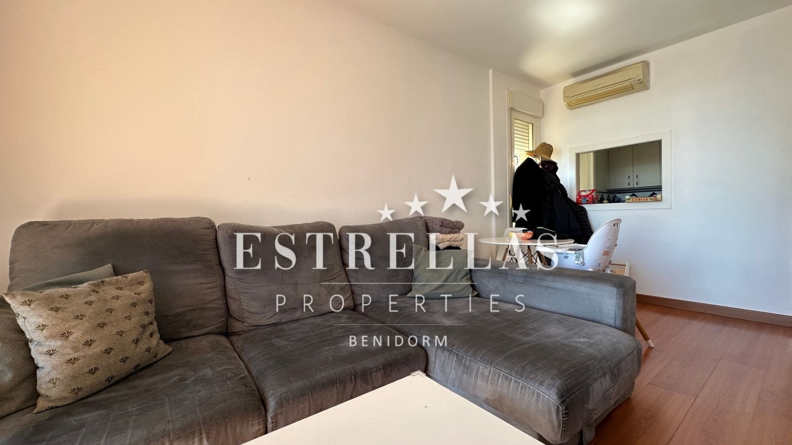 Apartamento de 1 habitación en Benidorm en venta con piscina garaje - 215.000 € (Ref: 9628171)