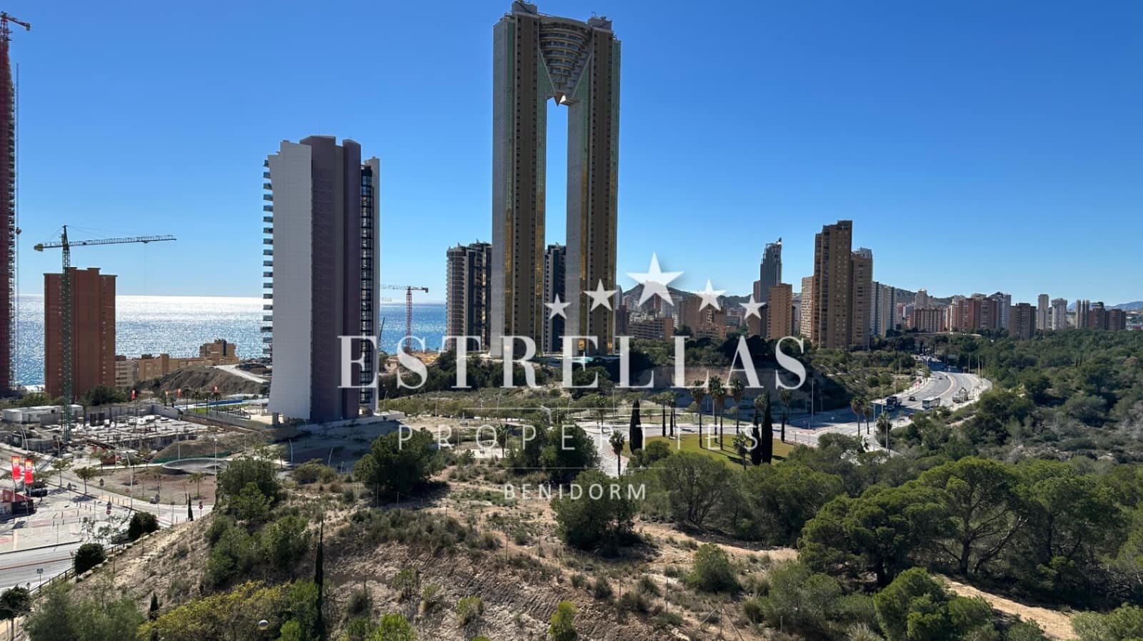 Apartamento de 1 habitación en Benidorm en venta con piscina garaje - 215.000 € (Ref: 9628171)