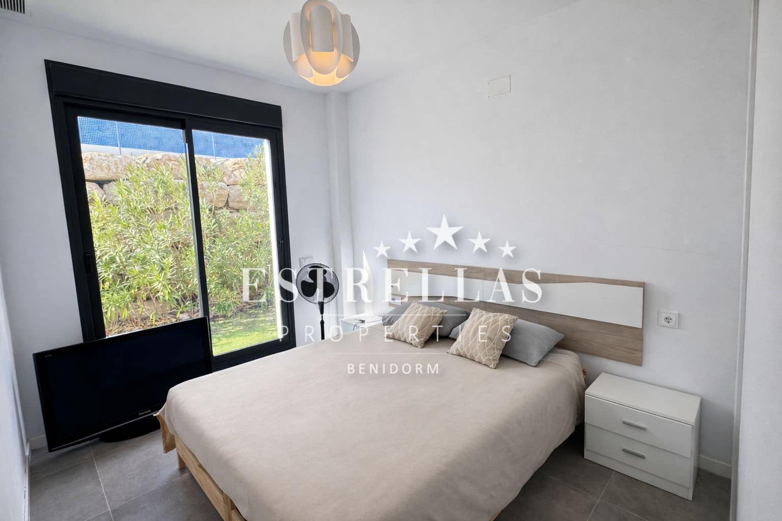 4 soveværelse Villa til salg i Finestrat med swimmingpool garage - € 820.000 (Ref: 9635110)