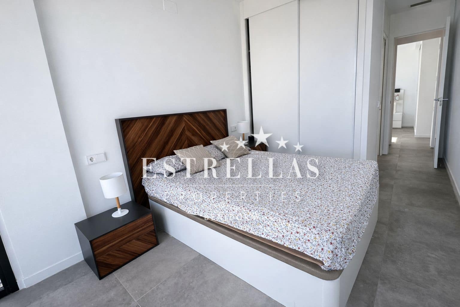 4 soveværelse Villa til salg i Finestrat med swimmingpool garage - € 820.000 (Ref: 9635110)