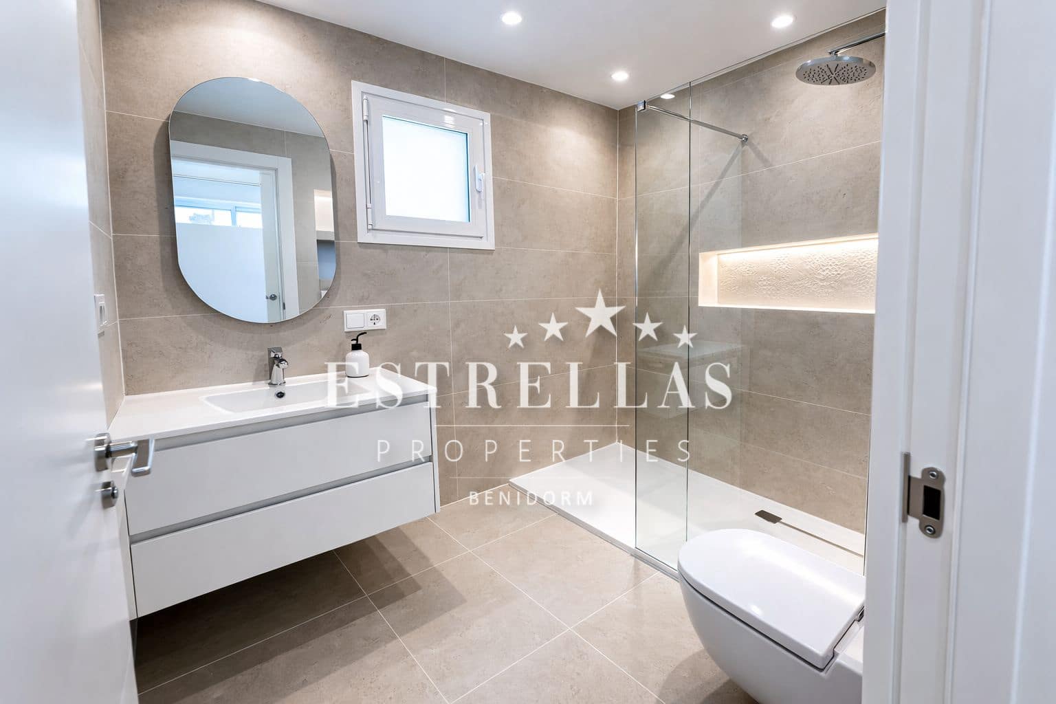 1 bedroom Apartment for sale in Albir with pool - € 250,000 (Ref: 9635111)