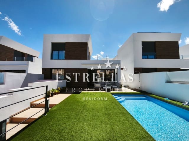 3 chambre Villa/Maison à vendre à El Campello avec piscine garage - 688 000 € (Ref: 9643334)