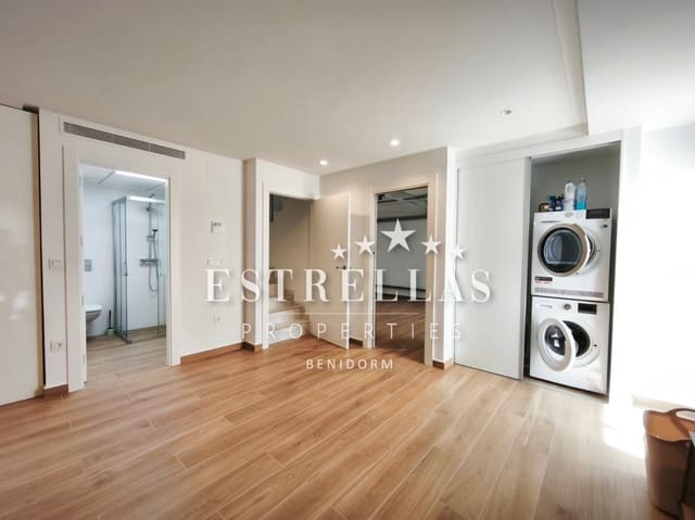 3 chambre Villa/Maison à vendre à El Campello avec piscine garage - 688 000 € (Ref: 9643334)