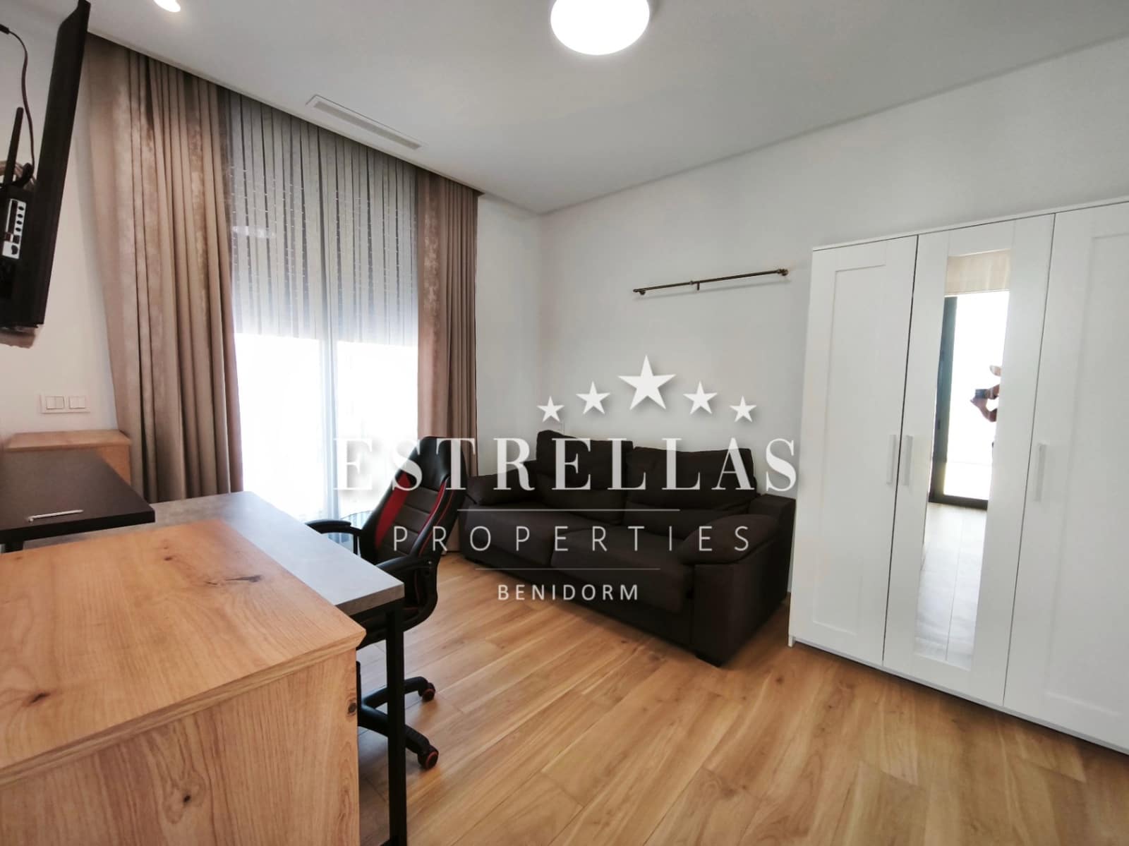 3 soverom Villa til salgs i El Campello med svømmebasseng garasje - € 688 000 (Ref: 9643334)