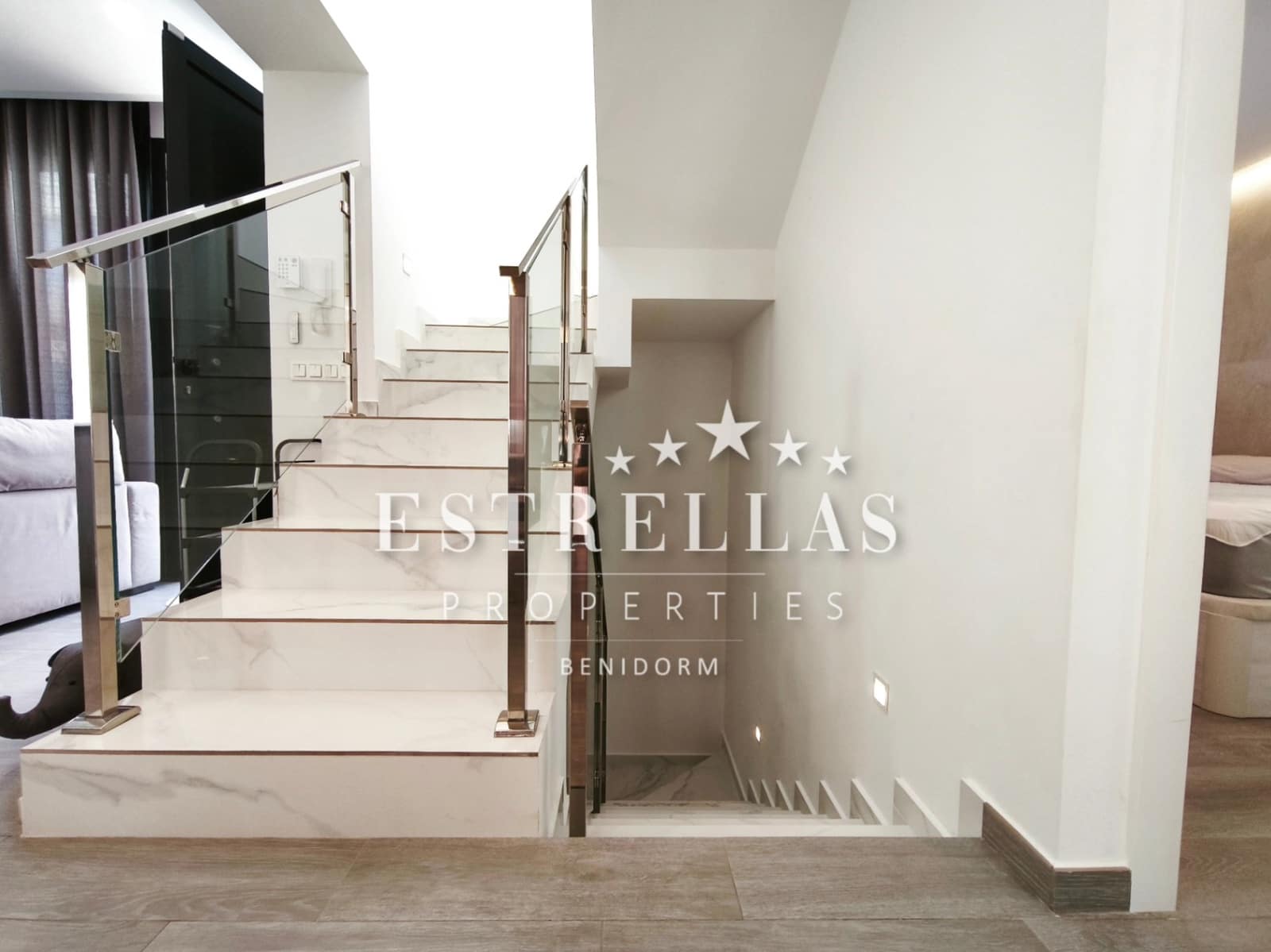 3 soverom Villa til salgs i El Campello med svømmebasseng garasje - € 688 000 (Ref: 9643334)