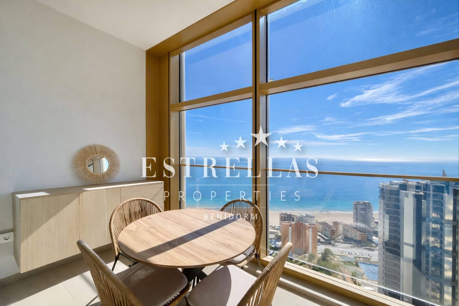 2 sypialnia Apartament na sprzedaż w Benidorm z basenem garażem - 449 000 € (Ref: 9656989)