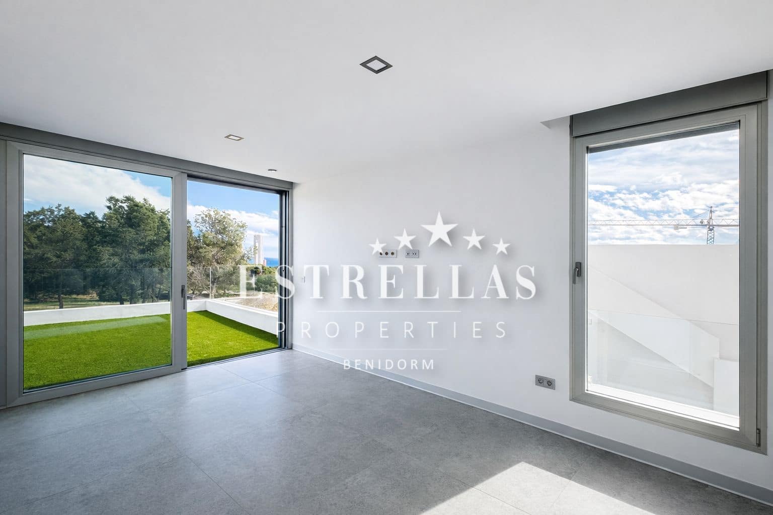 3 bedroom Villa for sale in Finestrat with pool garage - € 695,000 (Ref: 9665175)