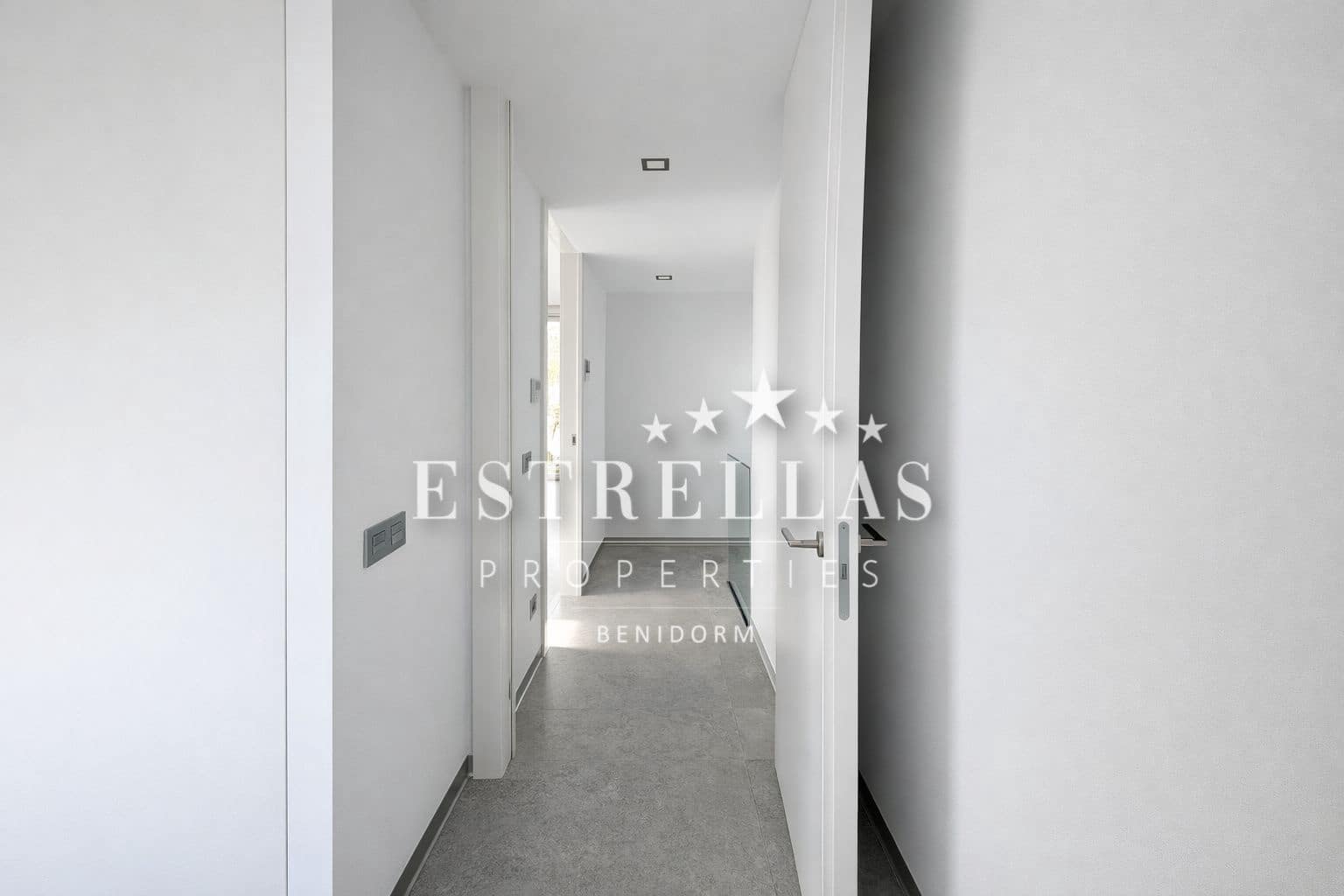 3 bedroom Villa for sale in Finestrat with pool garage - € 695,000 (Ref: 9665175)